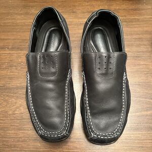 Skechers Men Black Leather Driving Loafers Shoes Slip-On Sz 9 Rubber Bottom